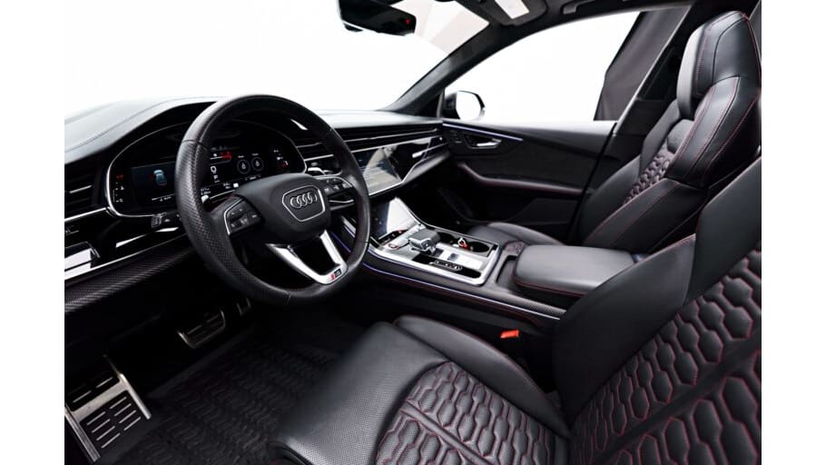Audi RSQ8