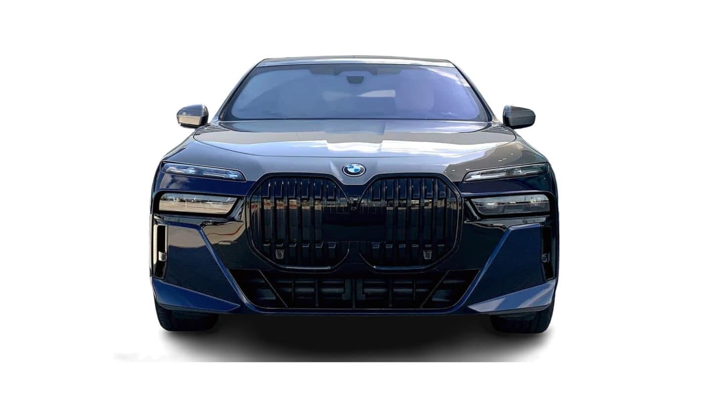 BMW i7