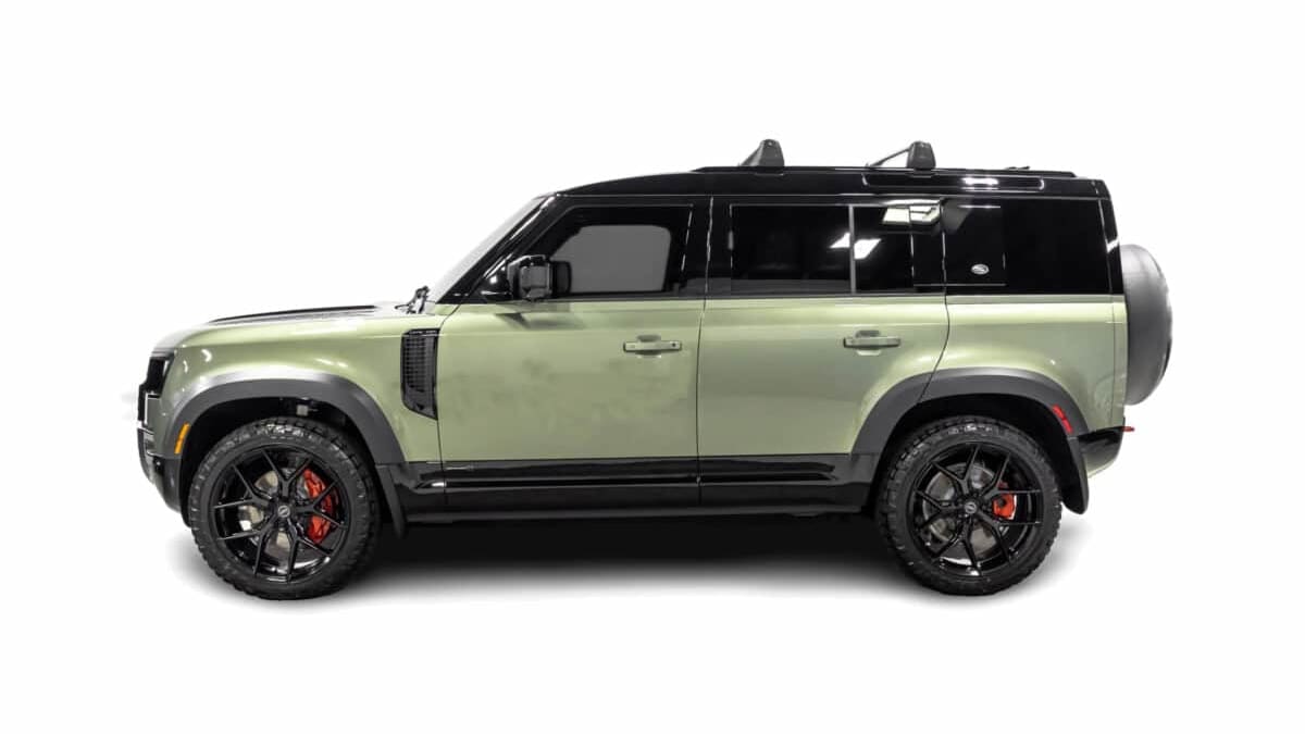 Land Rover Defender