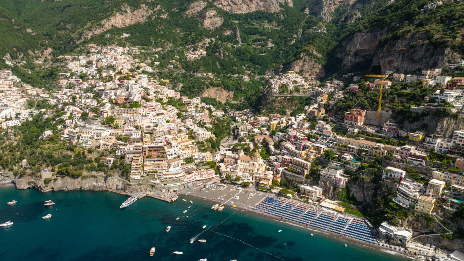 Aston Martin in Positano