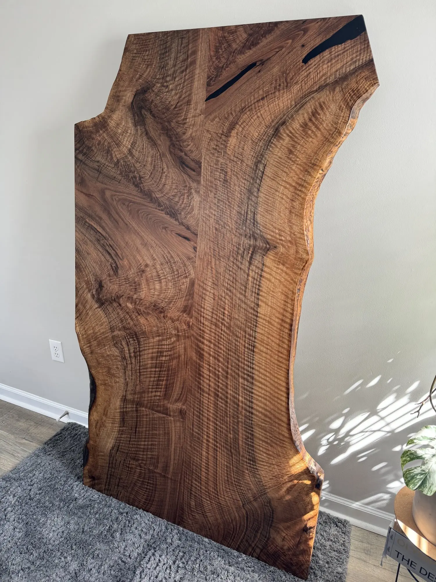 desk-upright--01.jpg