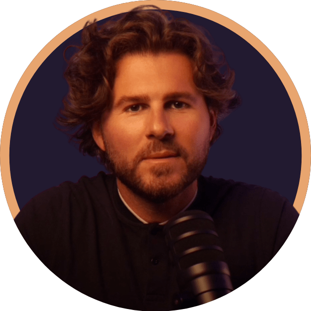 Photo of Andrew Henderson