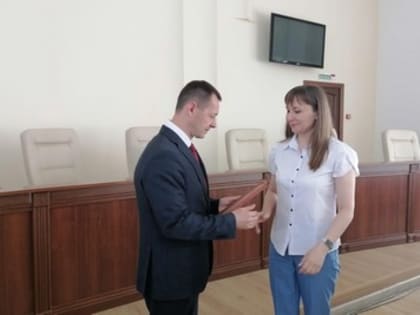 Владимир Ращупкин поздравил соцработников города