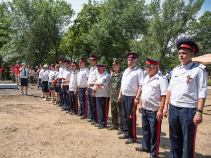 Траурный митинг, посвященный захоронению останков воинов, погибших  в Великой Отечественной войне, состоялся в Белокалитвинском районе