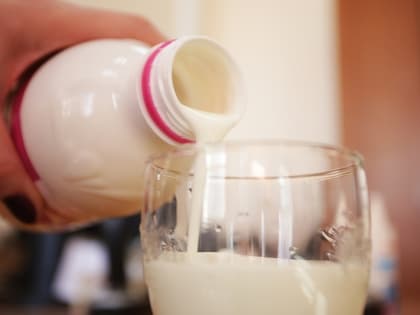 Больных поили молоком из пальмового масла в Ростовской области