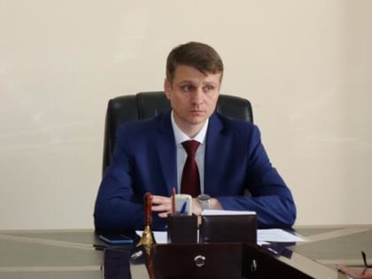 Депутаты приняли отставку главы администрации города Шахты