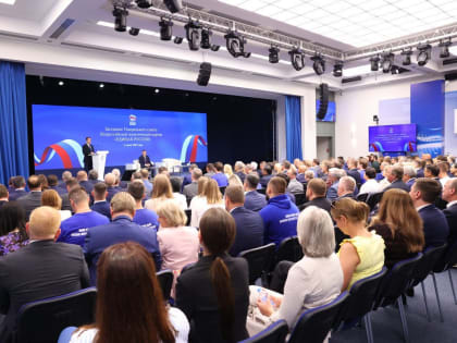 «Единая Россия» выдвинула Олега Матыцина и Викторию Абрамченко на довыборы в Госдуму в Брянской и Ростовской областях