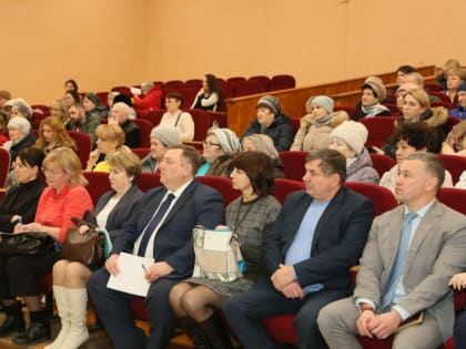 В избирательных округах №15 и №16 состоялась информационная встреча с главой Администрации Волгодонска