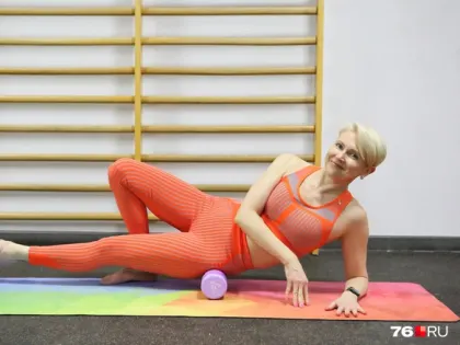 Живот уйдет, если делать это упражнение: тренер рассказала о простой домашней тренировке