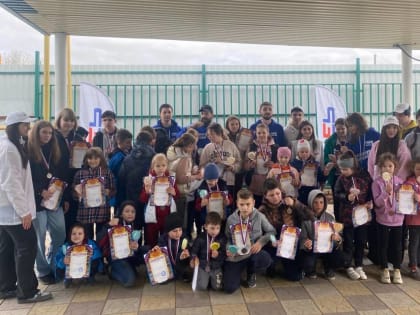 Донские «молодогвардейцы» провели спортивный квест для эвакуированных в Ростовскую область детей Донбасса