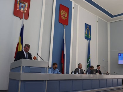 Роман Волошин на заседании Батайской городской Думы представил отчет о результатах деятельности администрации города Батайска за 2023 год.