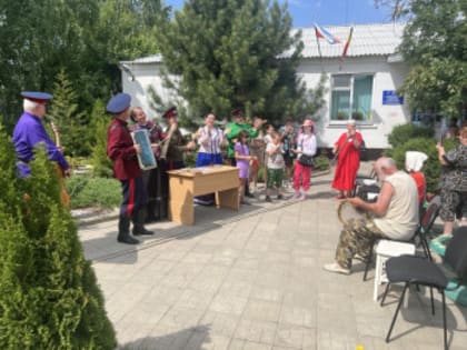 Праздник для детей -сирот