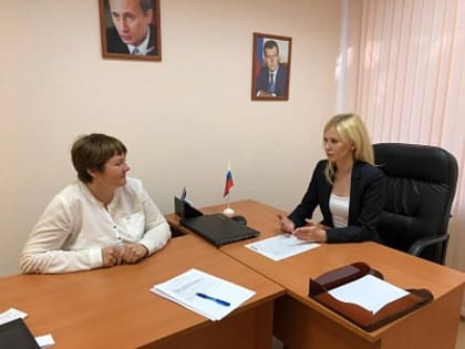 Екатерина Стенякина провела приём граждан в городе Шахты