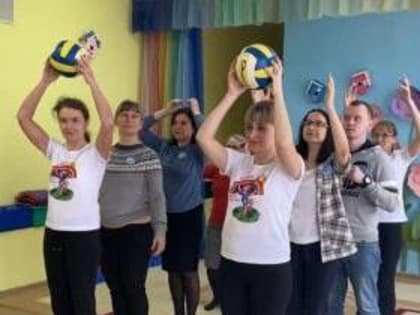 В Таганроге стартовал инклюзивный фестиваль «Зажги синим»