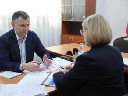 Слюсарь пообещал решить вопрос с водоснабжением Целинского района