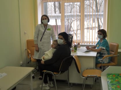 В Донецке открыли отремонтированную детскую поликлинику