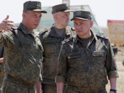 Министр обороны Шойгу вновь посетил ЮВО и проверил подготовку военных по управлению новыми танками