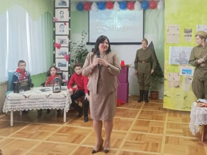 Депутат Ирина Жукова посетила Центр комплексной реабилитации для детей и подростков с ОВЗ в Шахтах
