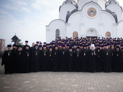 В Троицком храме Свято-Иверского женского монастыря г. Ростова-на-Дону совершено общее говение духовенства Ростовской-на-Дону епархии