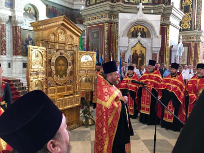 В Патриаршем Вознесенском войсковом всеказачьем соборе состоялся торжественный молебен перед иконой главного  храма Вооруженных сил Российской Федерации