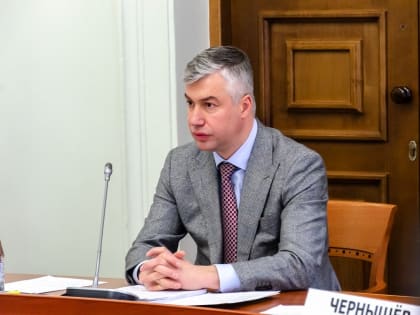 Алексей Логвиненко: «В этом году поставлено и введено в эксплуатацию около 600 единиц медицинского оборудования»