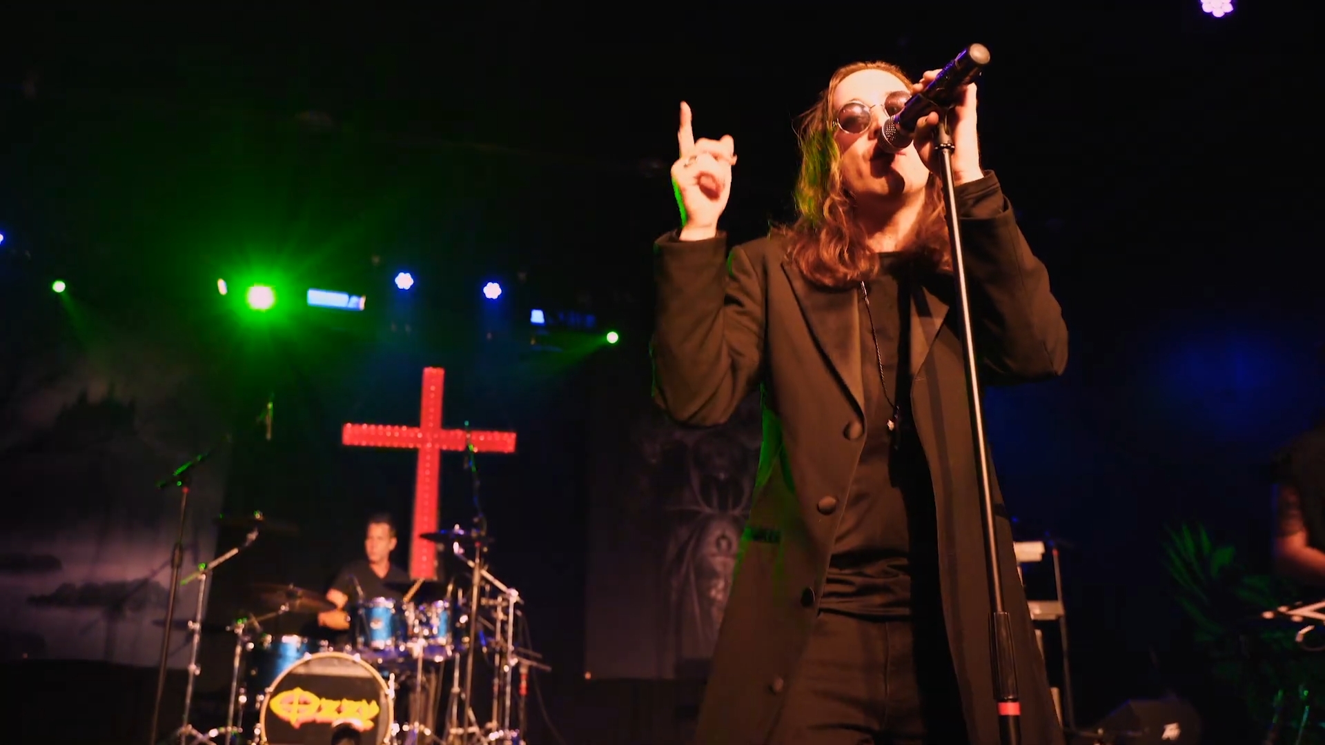 The Ultimate Ozzy Tribute Legendary Metal Bands Electrifying North Yorkshire Performance - 6mtarli