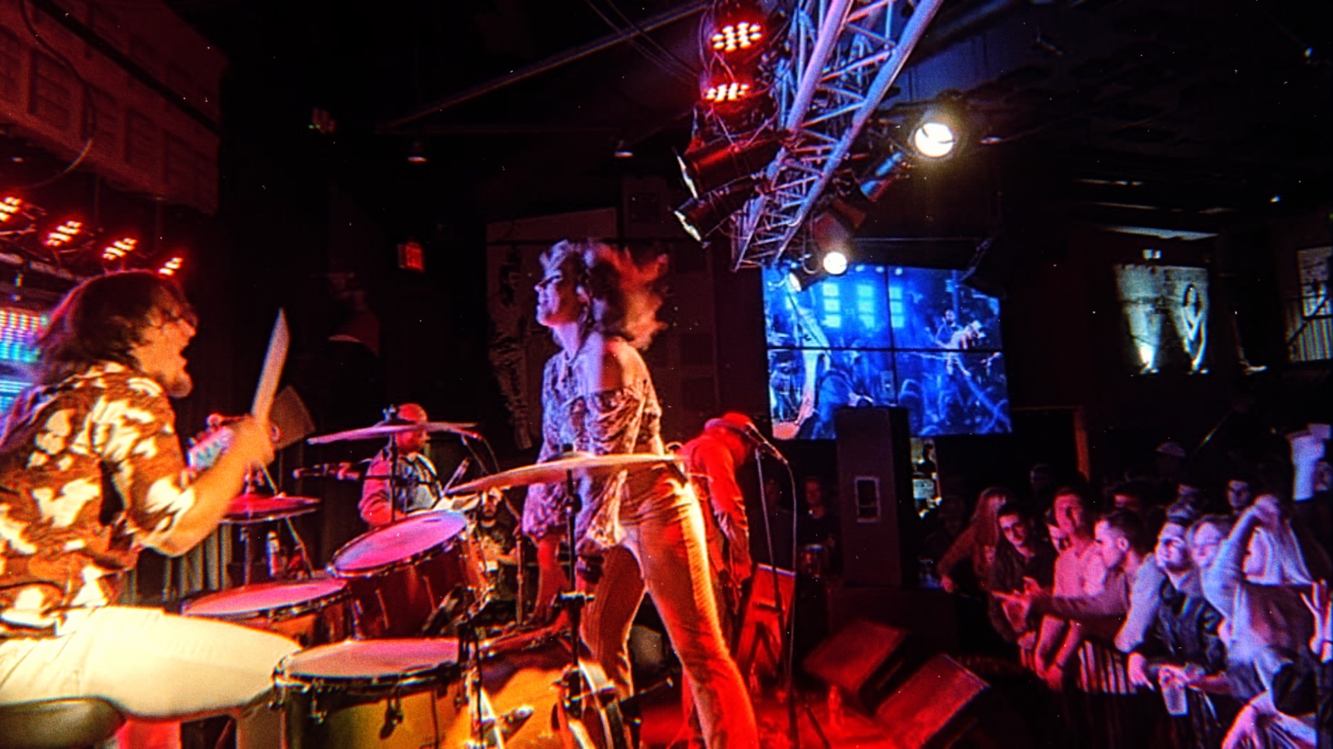 Book Parker Barrow on BeatGig · Thousands of Artists at Your Fingertips