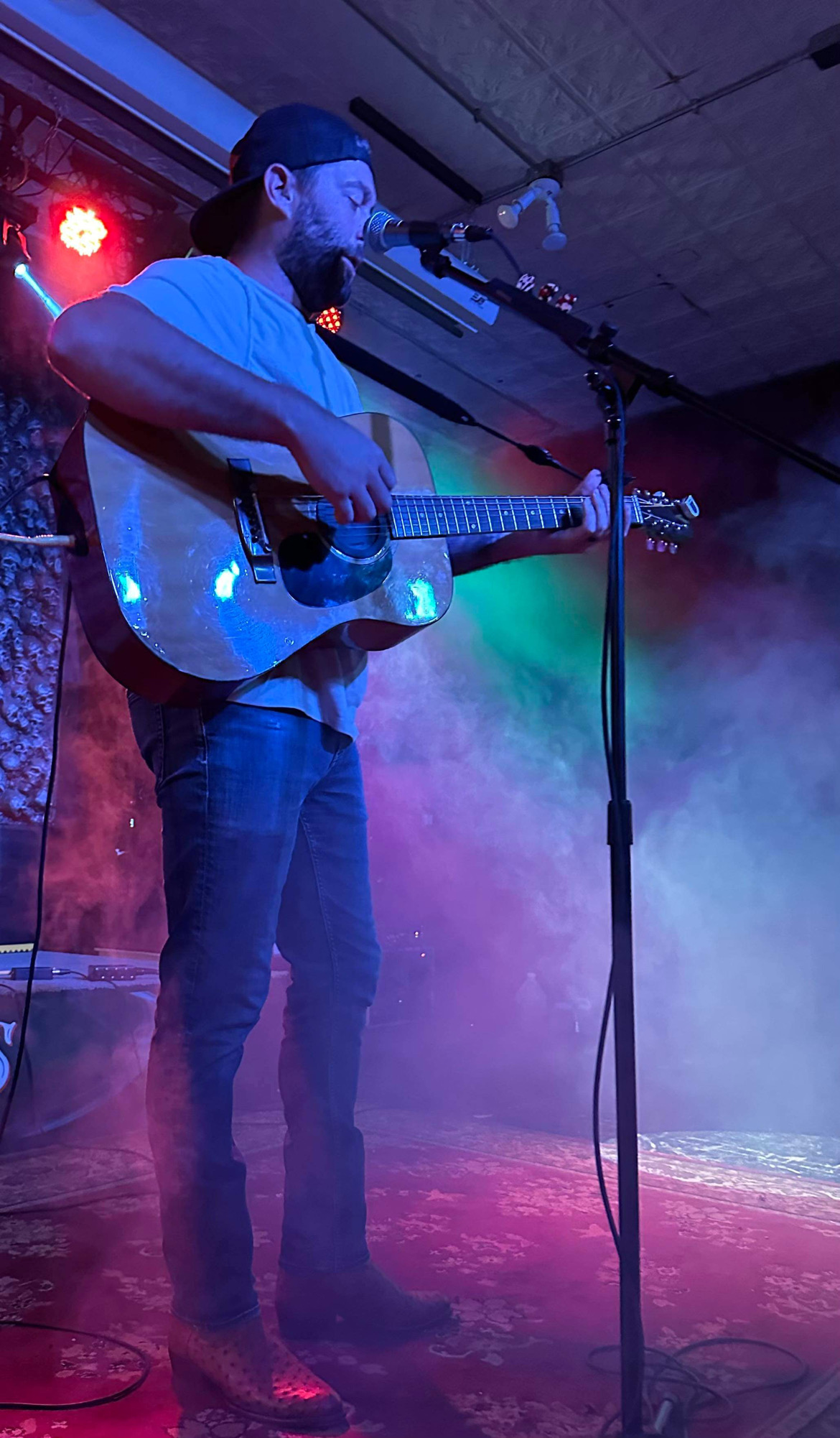 Book Jared Strayer on Dusk · Thousands of Artists at Your Fingertips