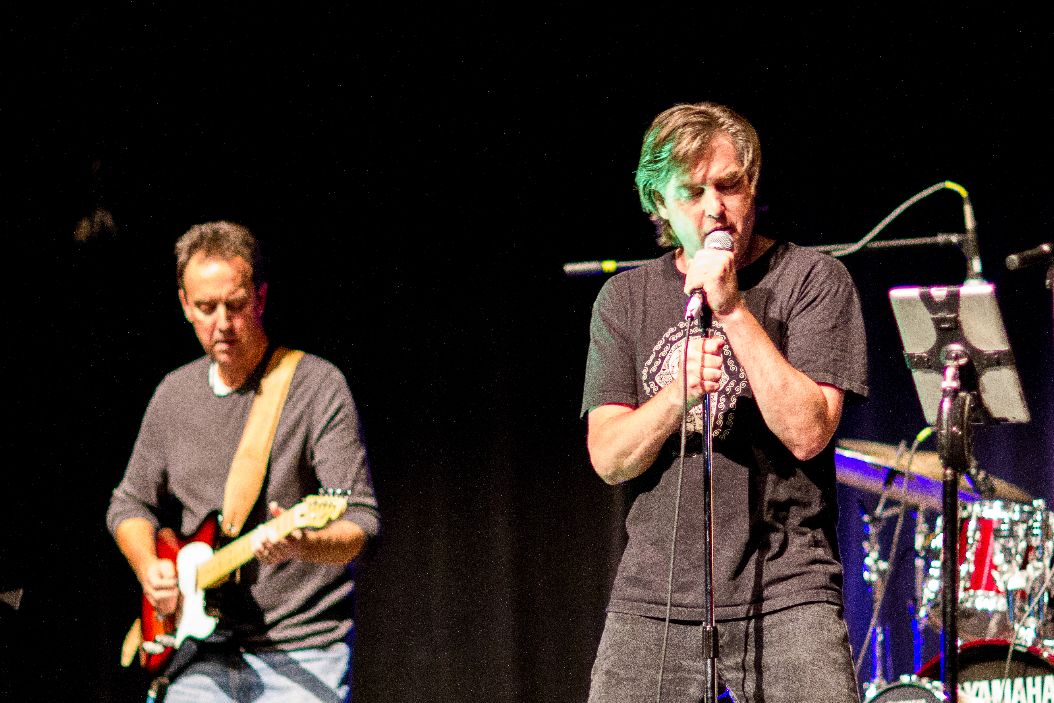 Book Declan Power Band on Dusk · Thousands of Artists at Your Fingertips