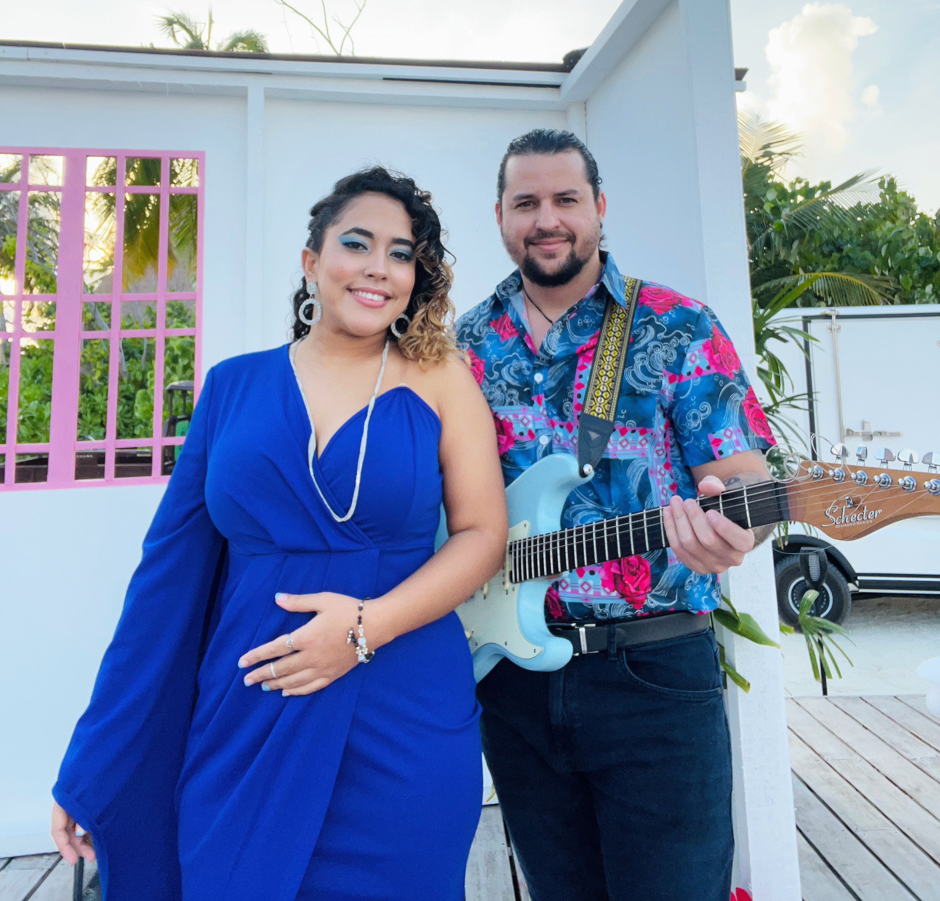 Alive Duo photo 1 of 5