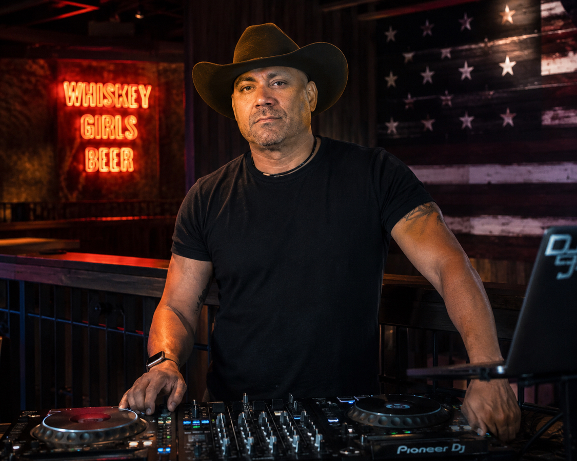 DJ Big Boots