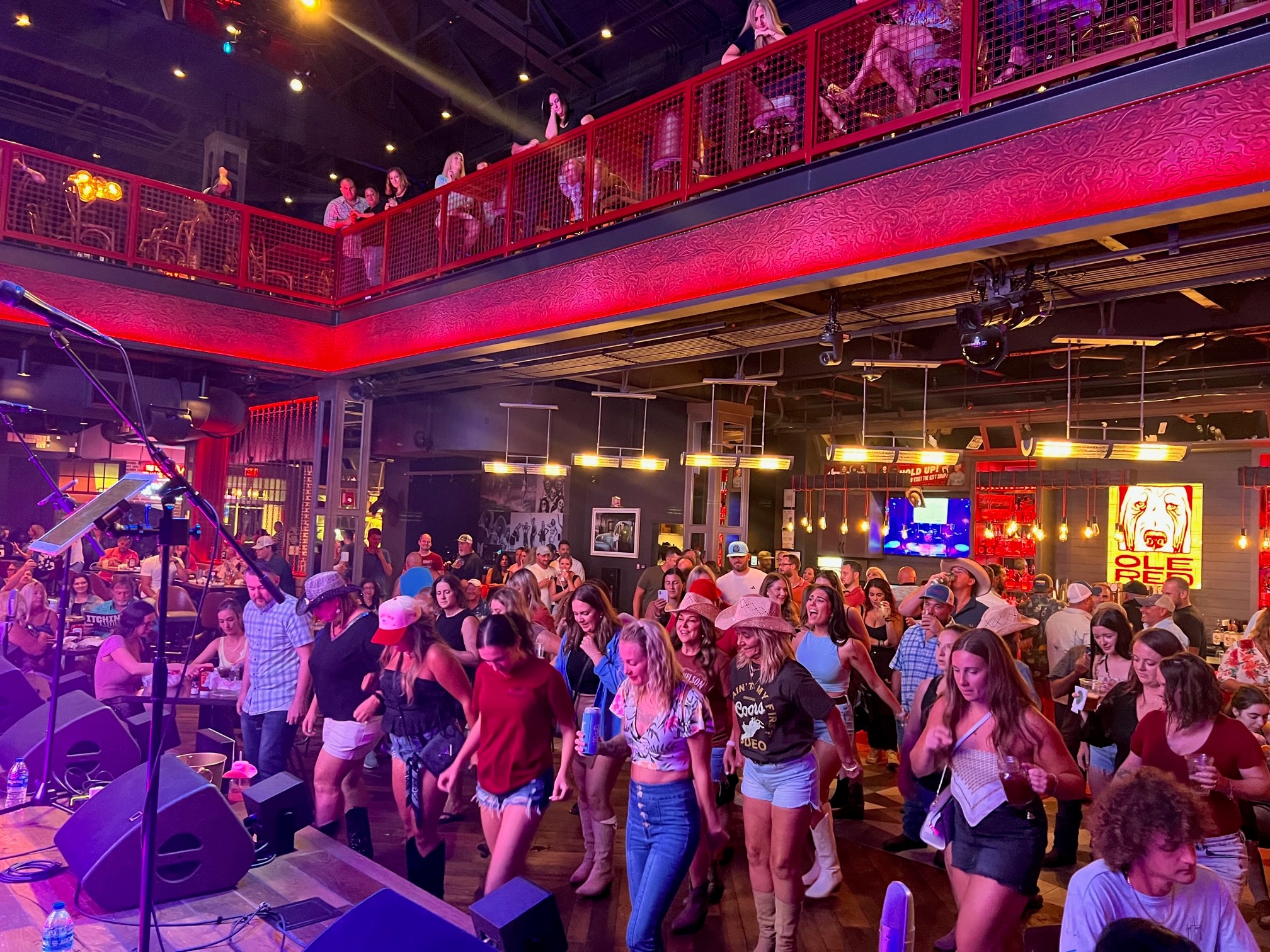 LINE DANCING