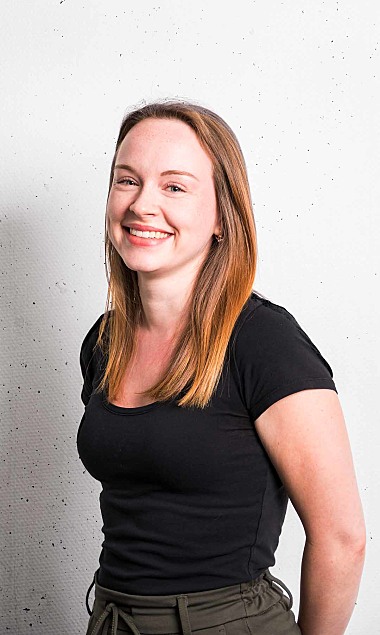 Portrait von Nadine Englisch