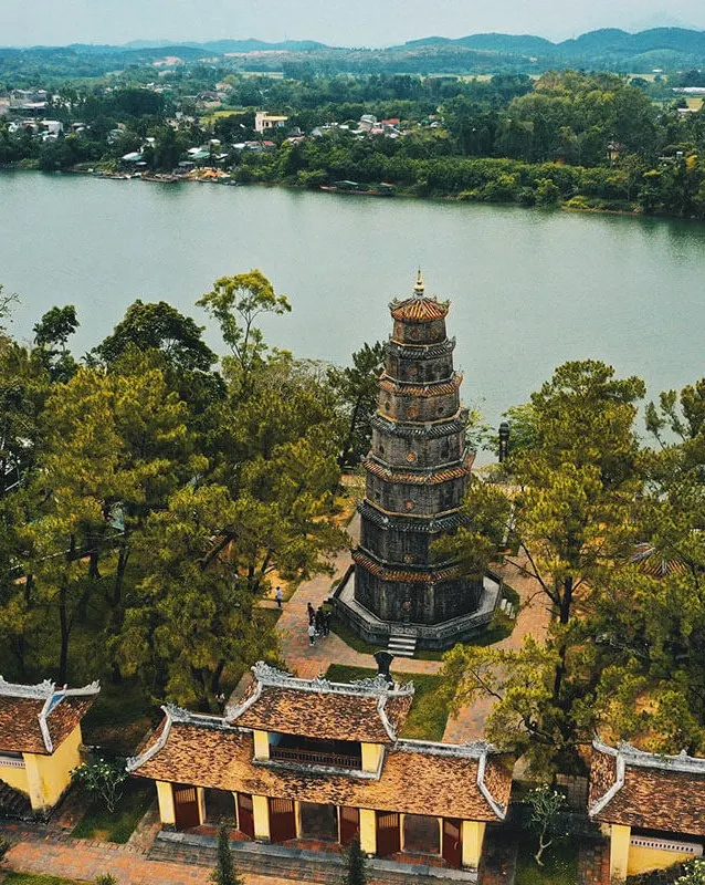 Tour Da Nang - Hue - Quang Binh 3 days 2 nights | The land of heritages 2