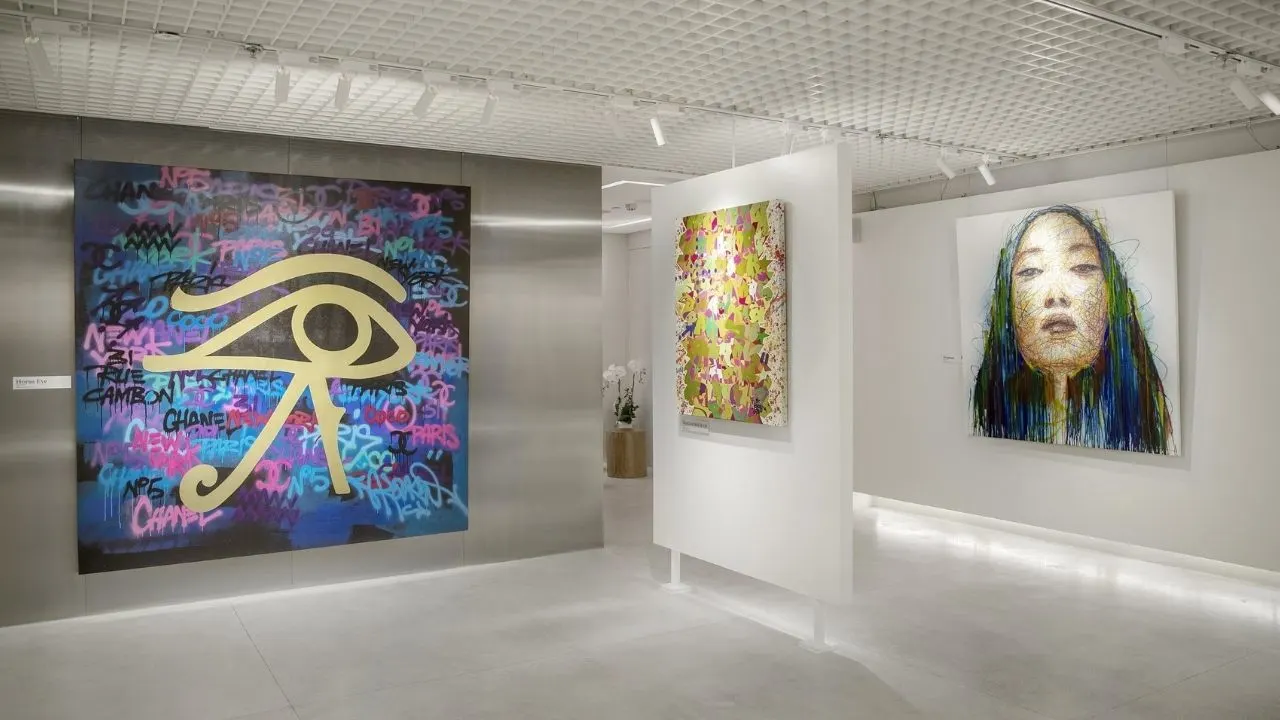 Visit the Most Worth-Seeing Art Galleries in Saigon image