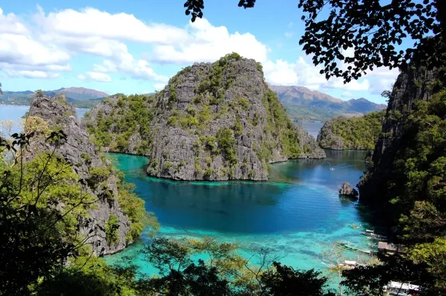 Experience Scuba Diving in Coron Palawan 4