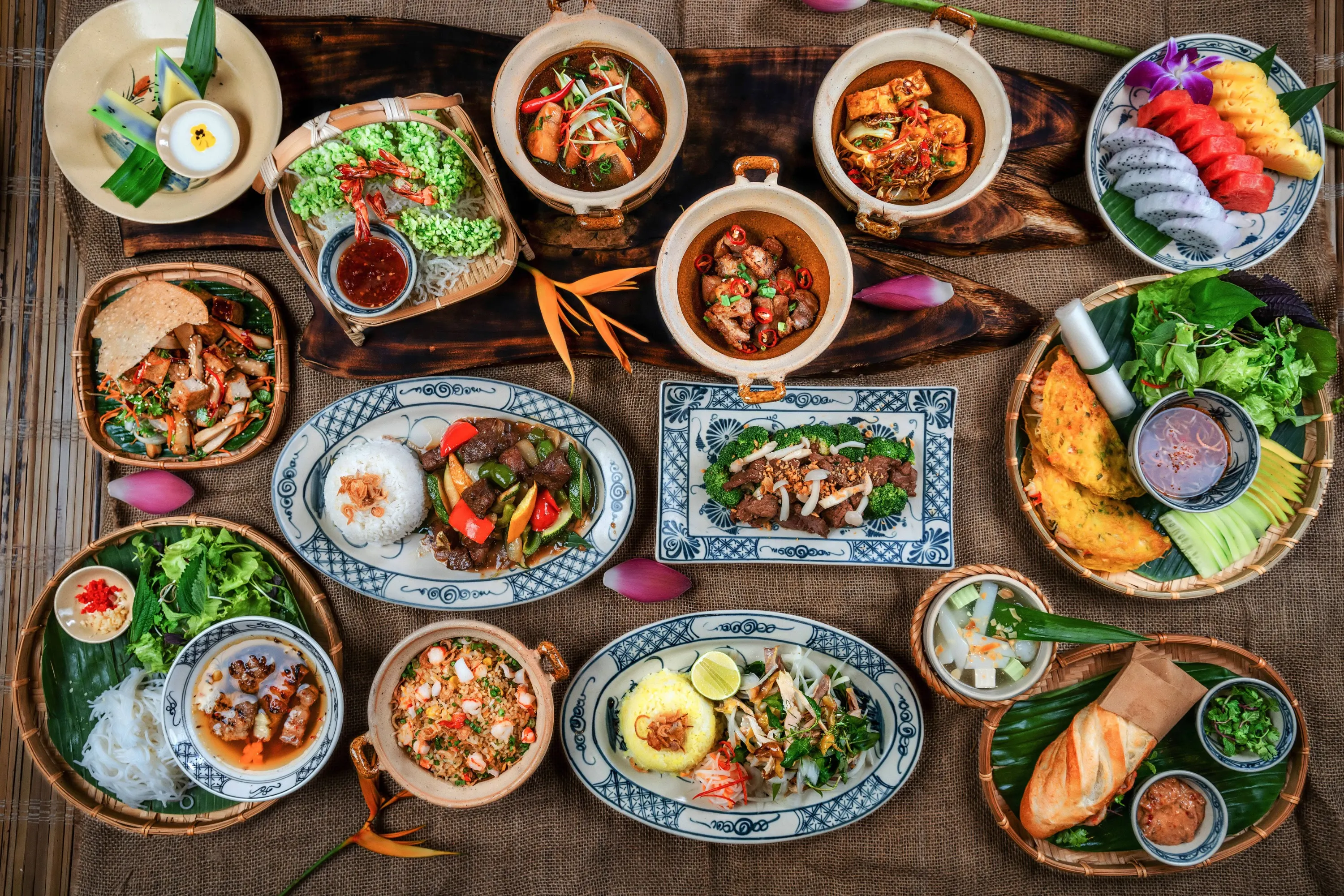 Vietnamese Set Menu at Grand Mercure Da Nang - Vietnam Restaurant image