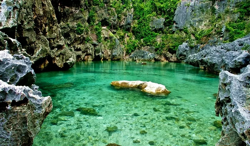 Discover the Wonders of Isla Gigantes on a Day Tour 2