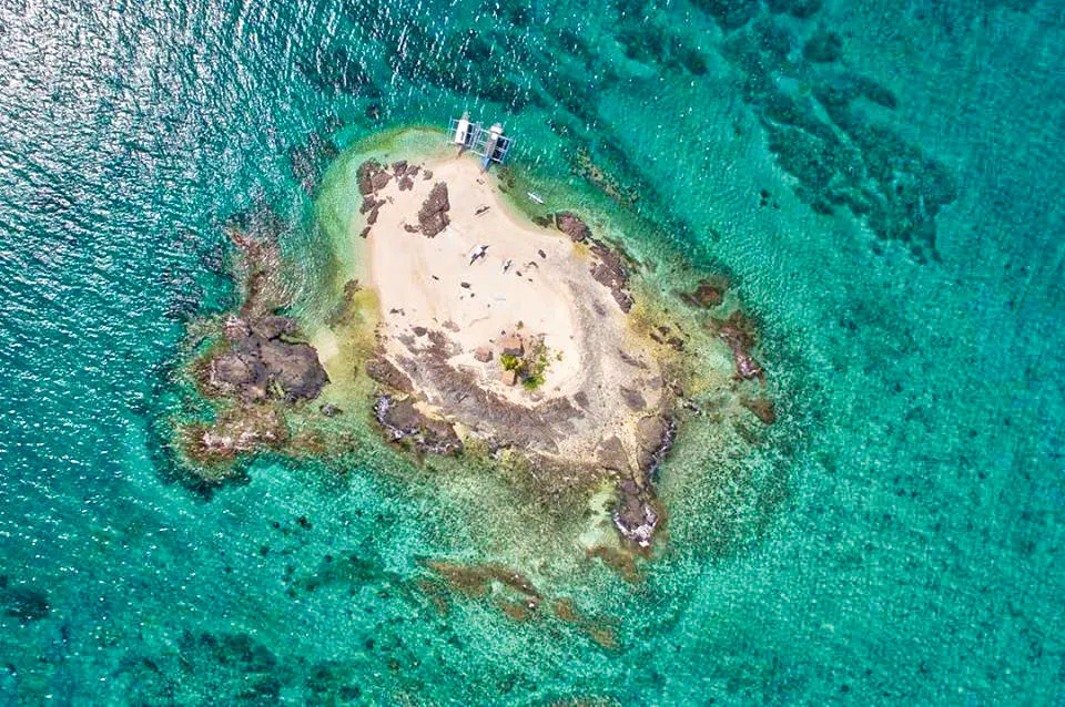 Discover the Wonders of Isla Gigantes on a Day Tour 4