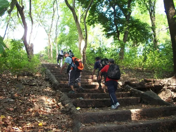 Pampanga's Highest - Mount Arayat Day Hike  3