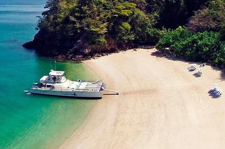 Calypso’s Cruise to Tortuga Island Tour image