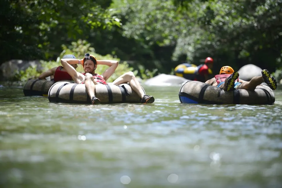Río Negro River Tubing Adventure 4