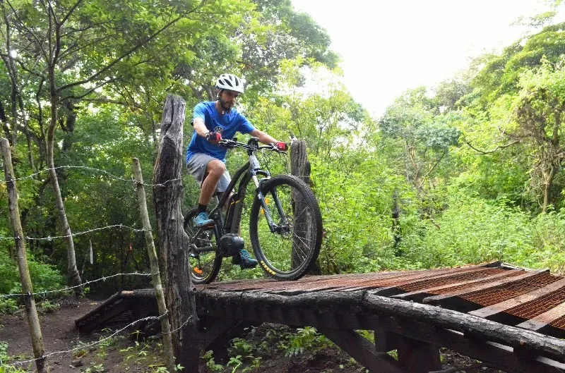 Mountain Bike in Ricon de la Vieja National Park with Hacienda Guachipelin 3