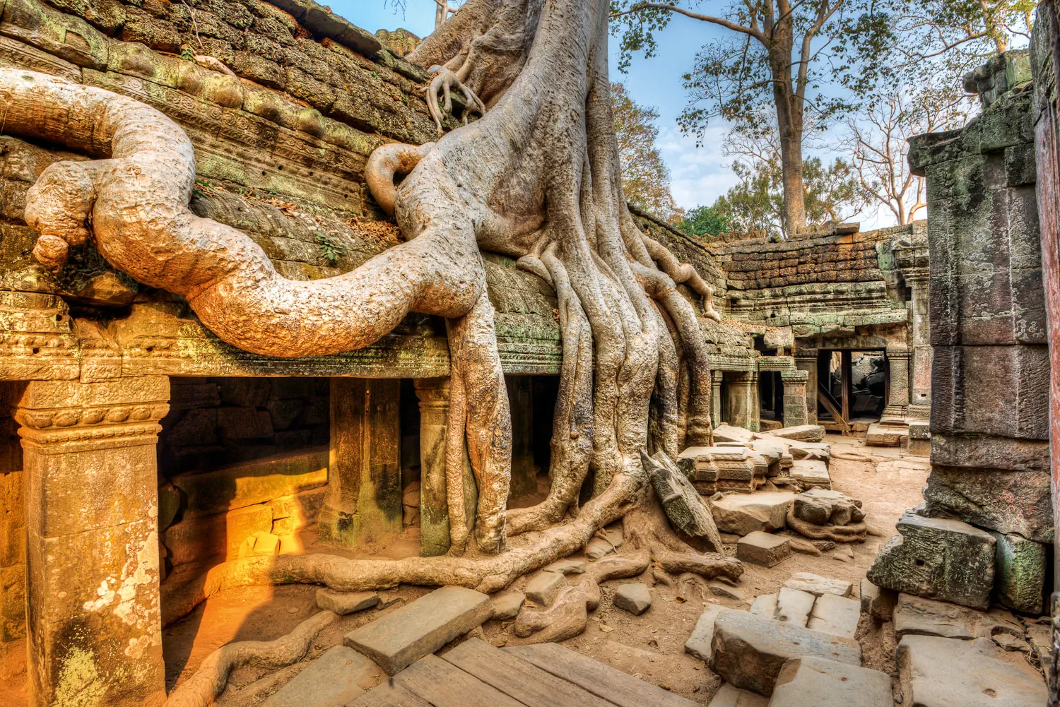 Private Angkor Temple Tour with Sunset at Phnom Bakheng 2