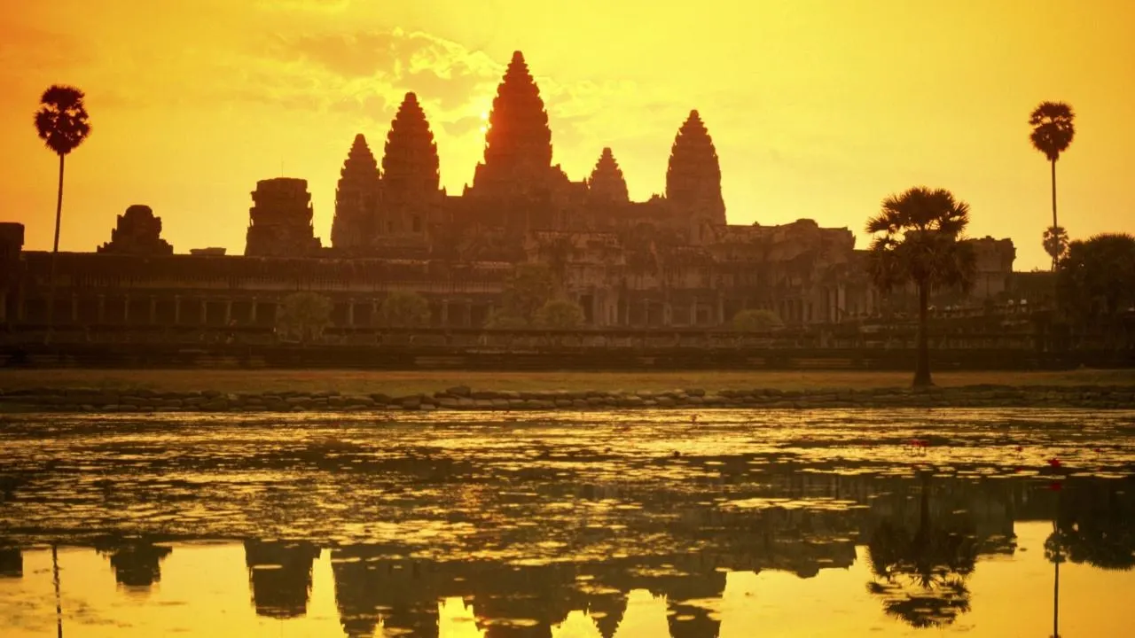 Angkor Wat Sunrise Private Tour in Krong Siem Reap image