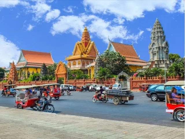 Private Phnom Penh Full Day Tour image