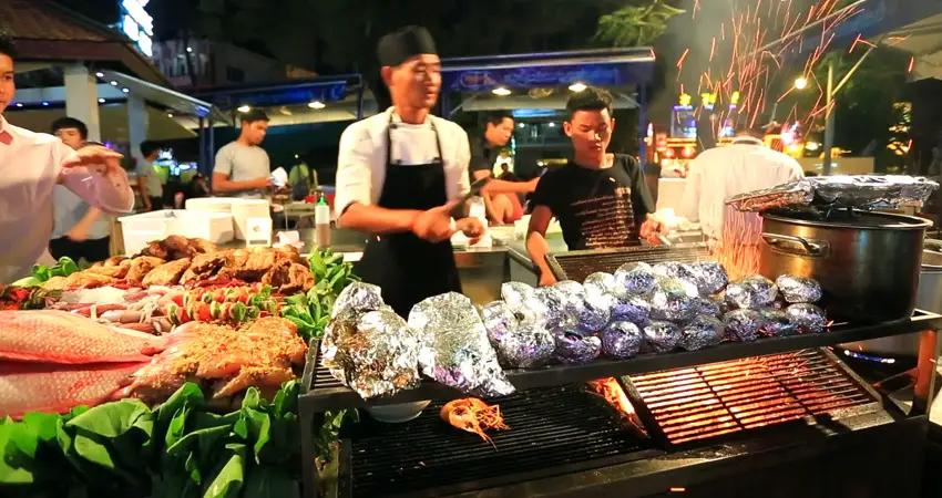 Siem Reap Evening Street Food Tour 2