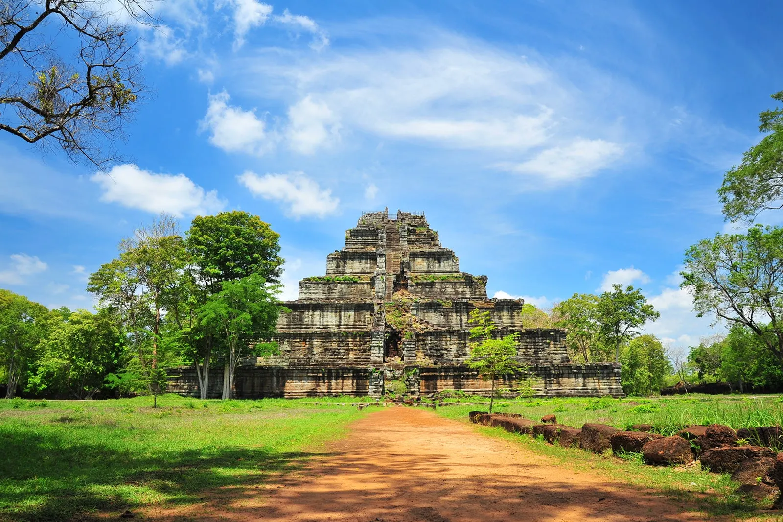 Preah Vihear and Koh Ker Remote Temple Tour 3