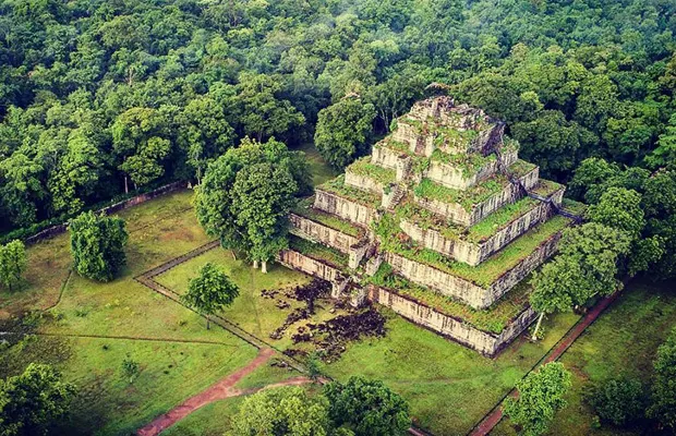 Preah Vihear and Koh Ker Remote Temple Tour 4