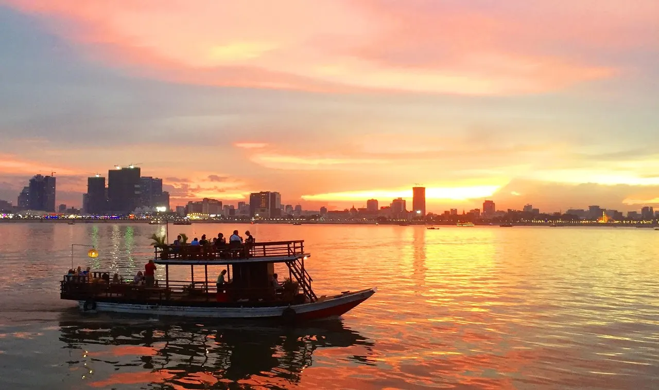 Mekong River Sunset Cruise Tour image